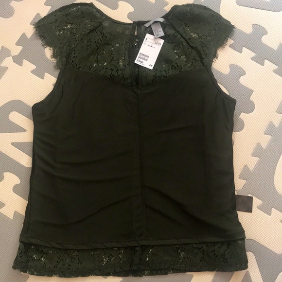 NWT Green Lace Top - Picture 3 of 8